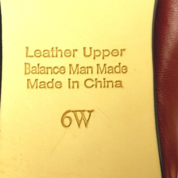 Array Red Leather, Slip On, Round Toe, Ballet Flats. Women's Size 6 W - Picture 10 of 10